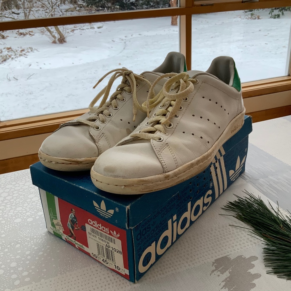 Adidas Stan Smith Vintage Tennis Shoes w orig. box